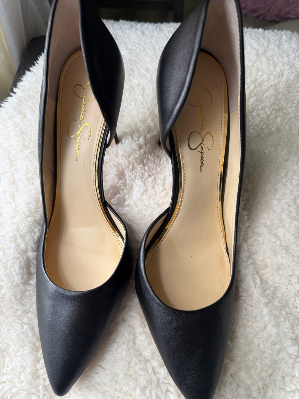 Jessica Simpson Black Pointed D'Orsay Pumps